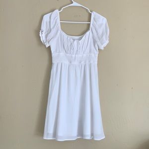 White off the shoulder dress (S) NWT 🤍